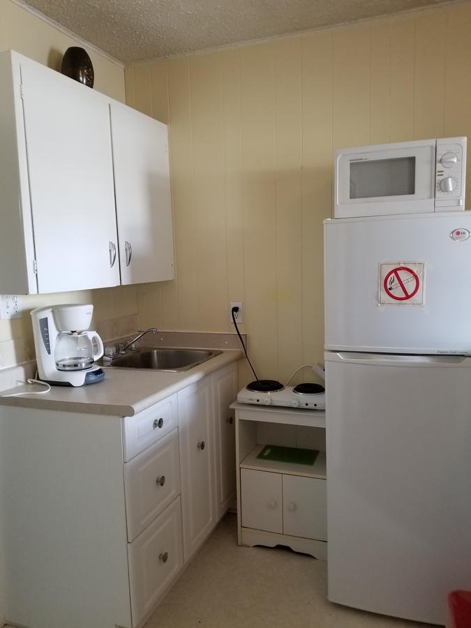Melsask Motel Melville Екстер'єр фото