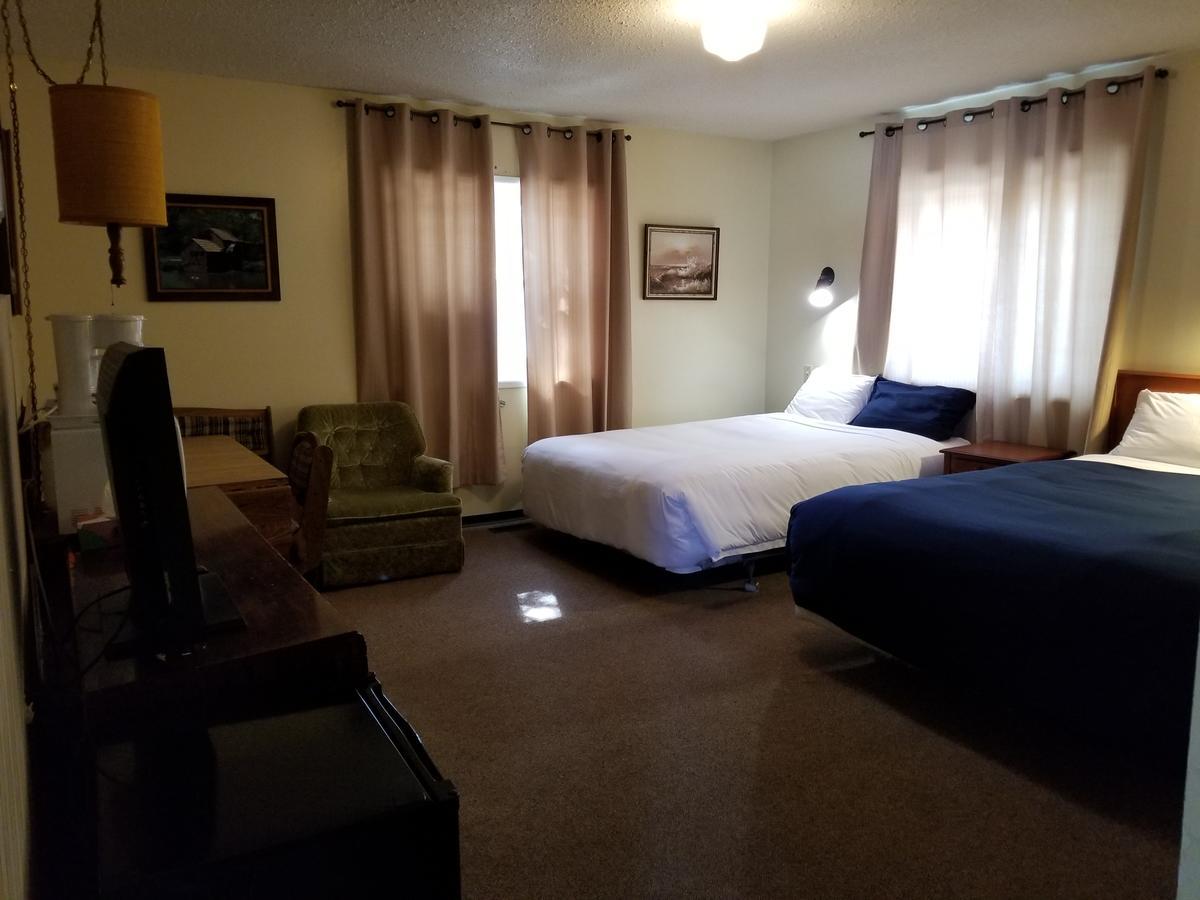 Melsask Motel Melville Екстер'єр фото